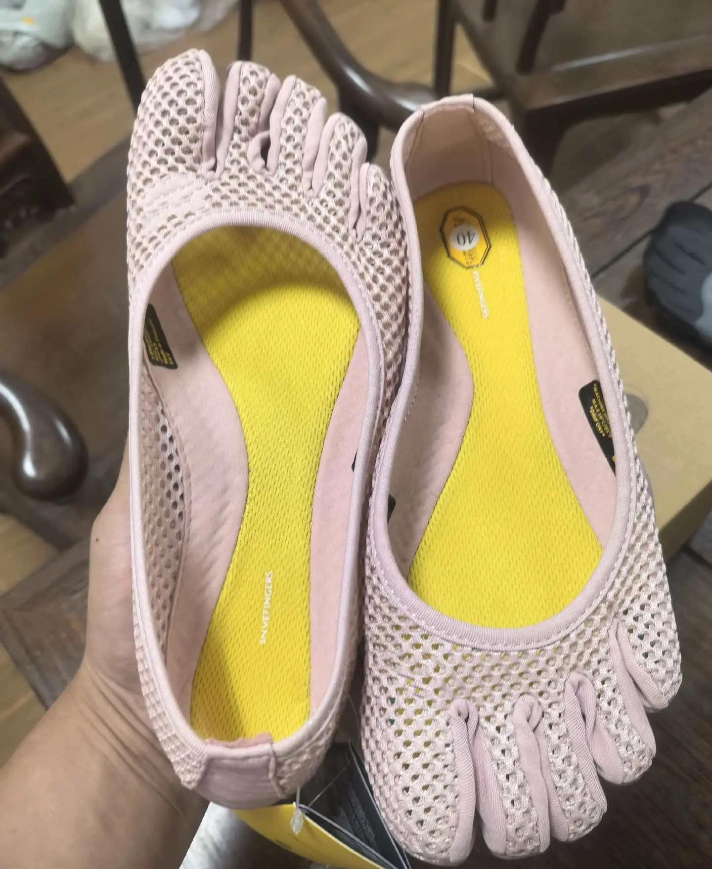 Classic Split-Toe Ballet Flats - Breathable Barefoot Comfort for Yoga, Dance & Indoor Fitness