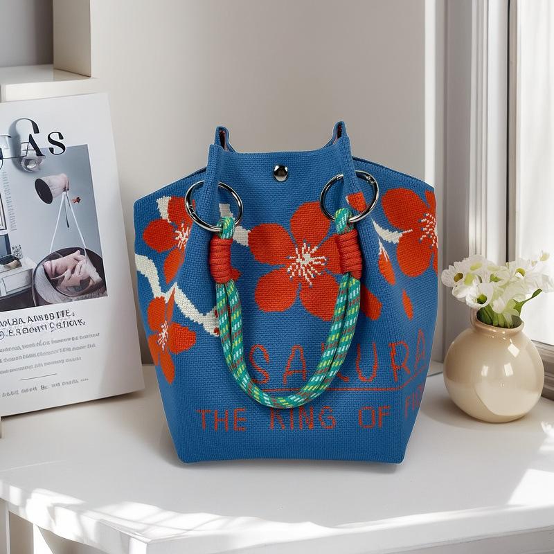 Boho Woven Polyester Bucket Bag, Handmade Knitted Crochet Shoulder Bag for Travel and Beach
