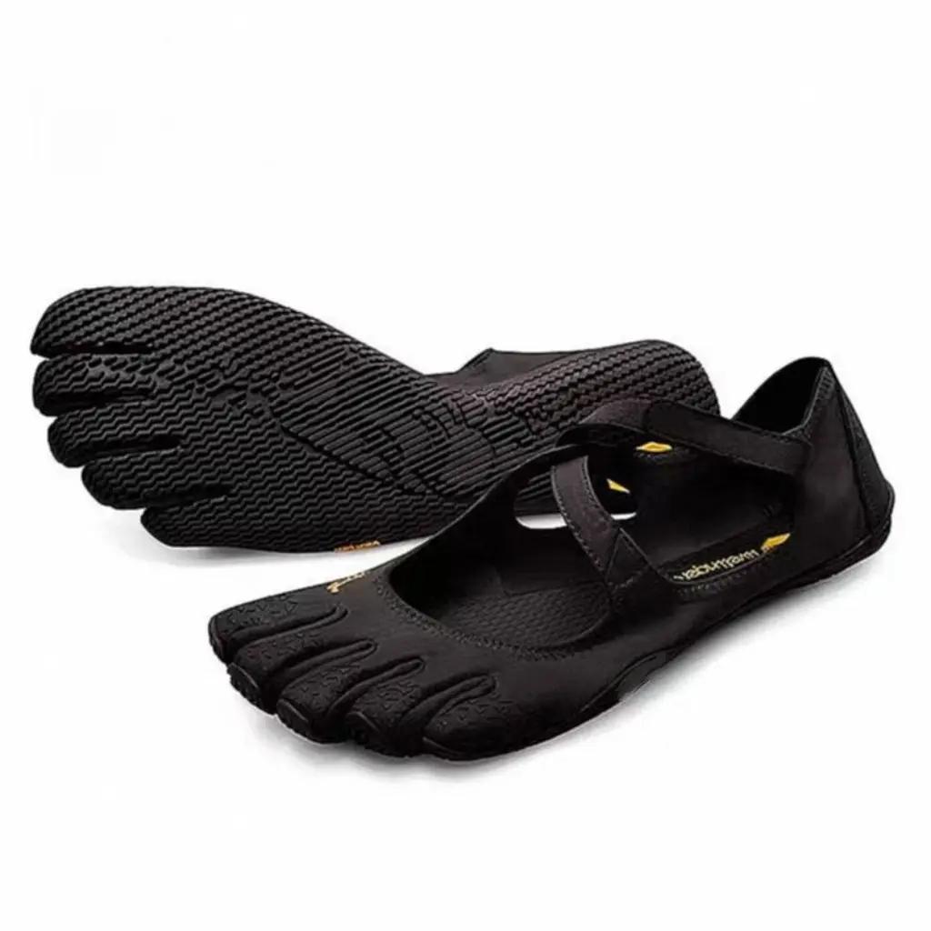Classic Split-Toe Ballet Flats - Breathable Barefoot Comfort for Yoga, Dance & Indoor Fitness