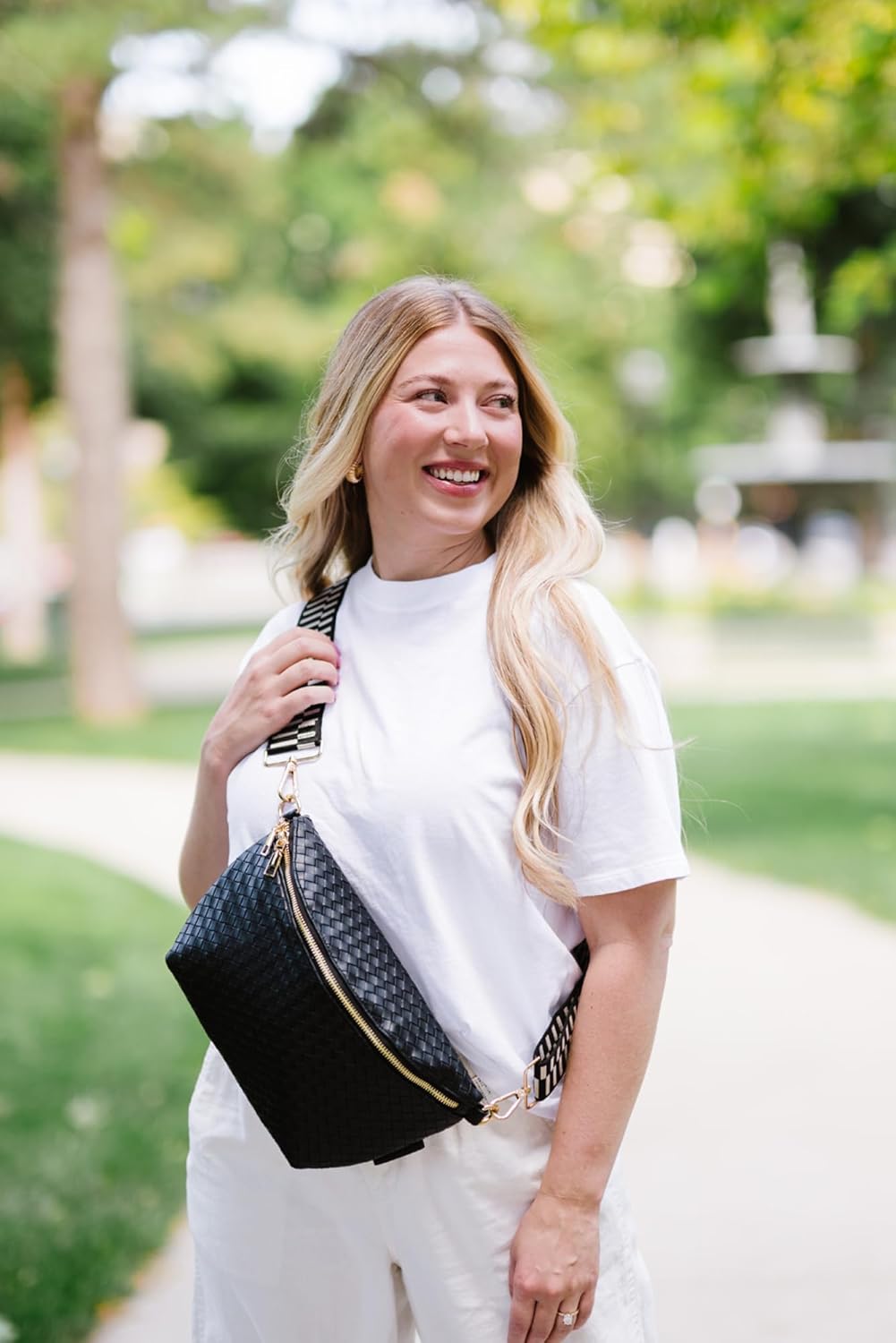 Woven Crossbody Bag for Women - Vegan Leather Purse with Adjustable Strap, Lightweight Pressed Design