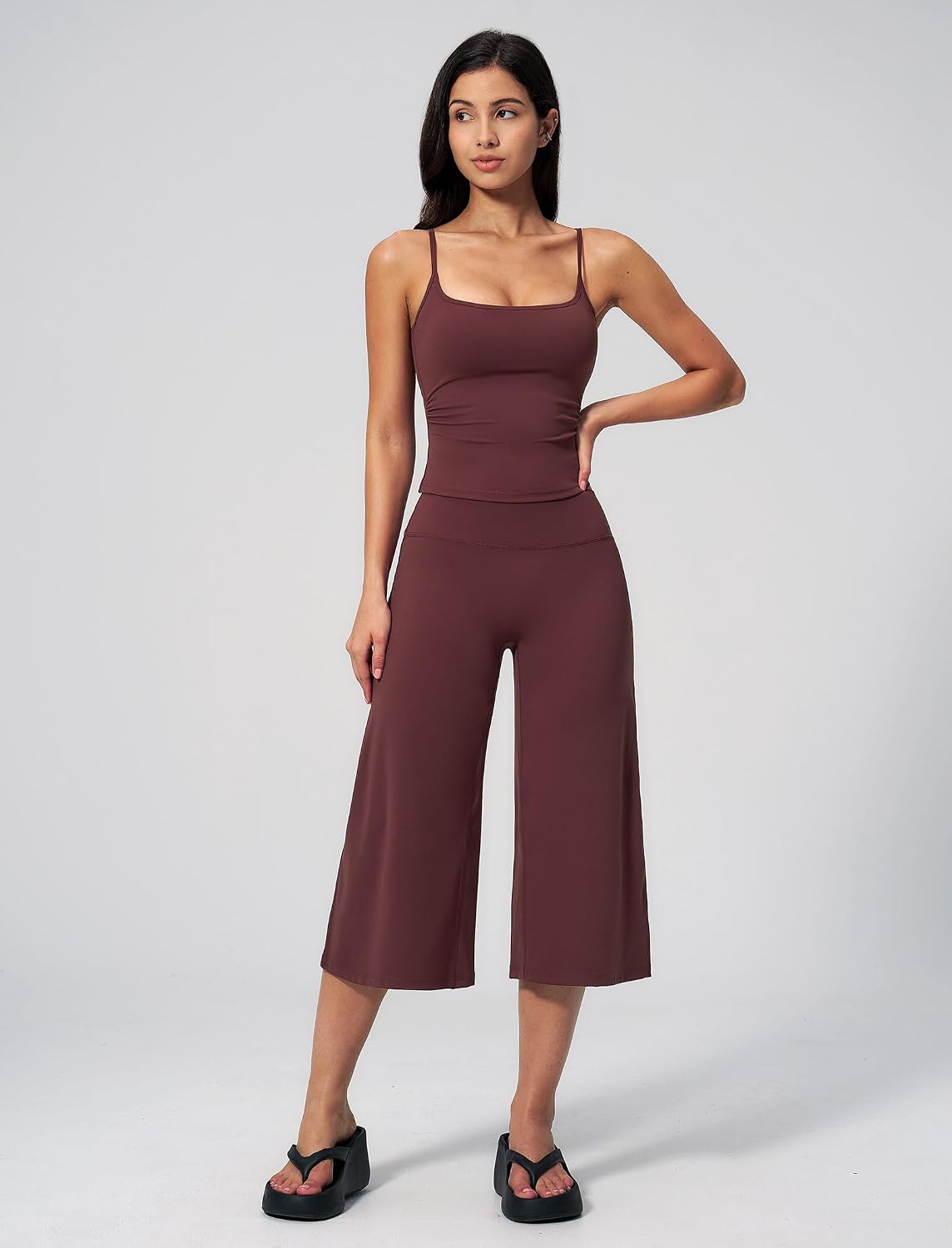 Women's 2-Piece Workout Set - Halter Sports Bra and Wide Leg Capri Pants for Yoga and Pilates